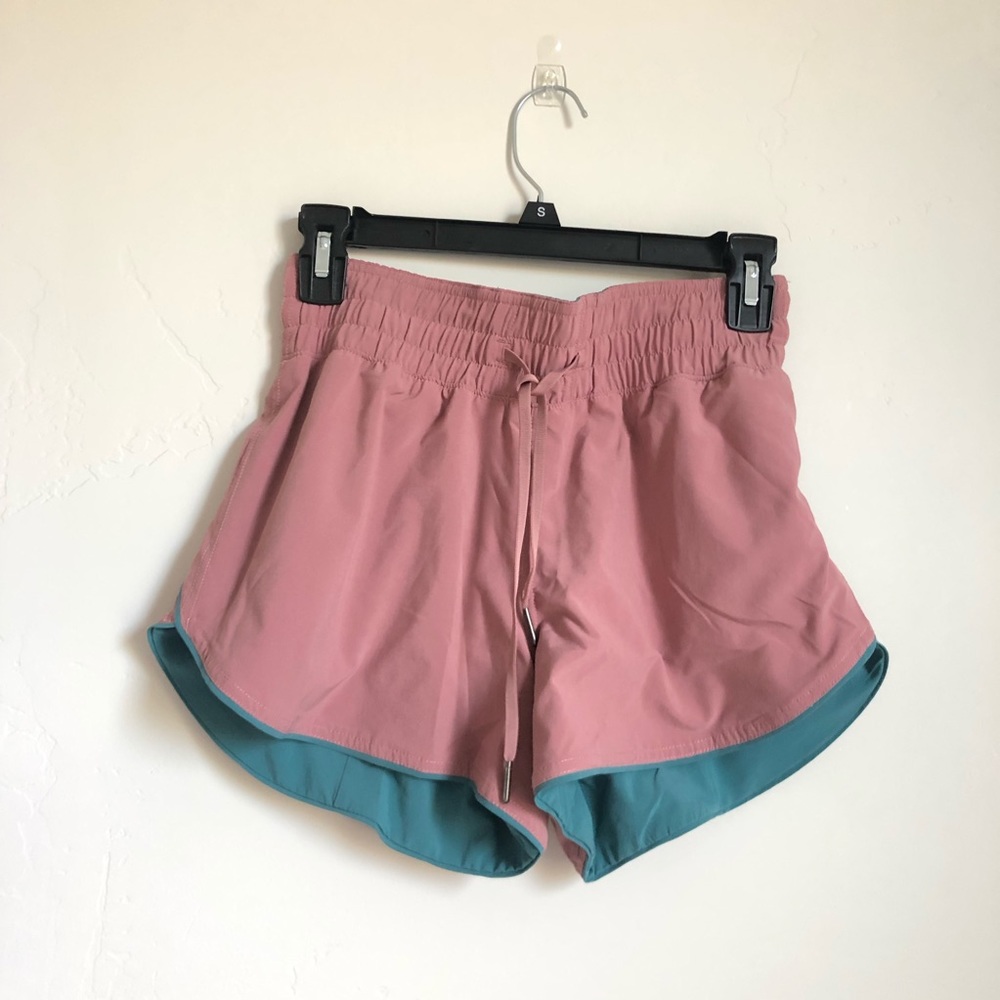 Lululemon Choose A Side Shorts